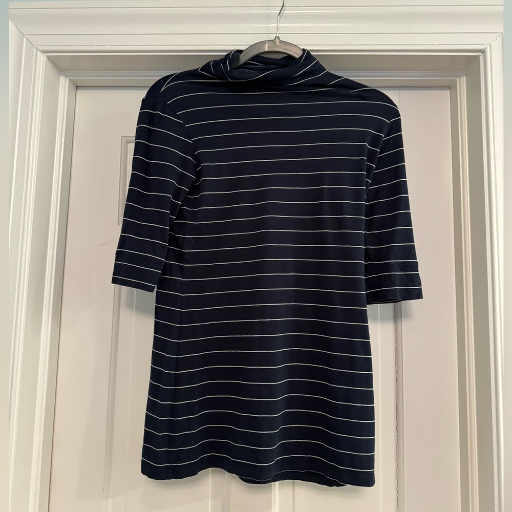 2 Vince Turtlenecks half sleeve shirts